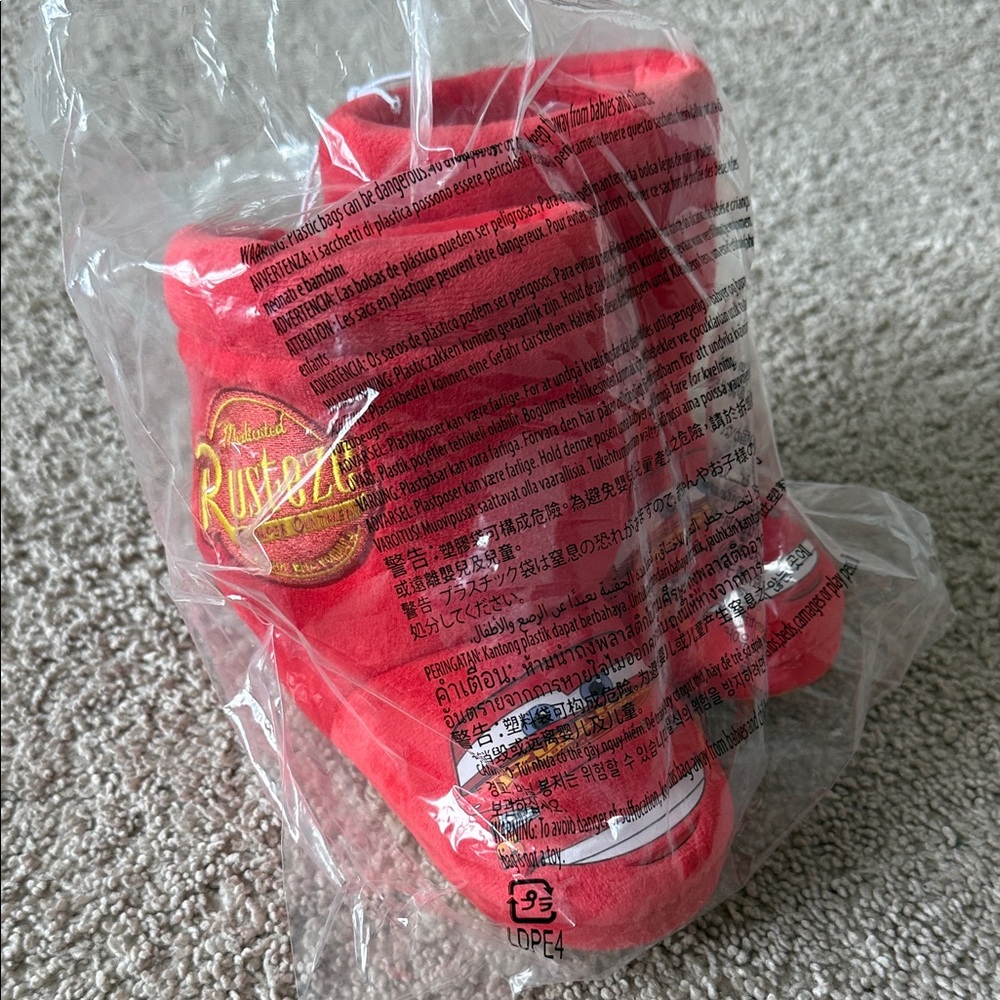 Red Rust-eze Plush Slippers